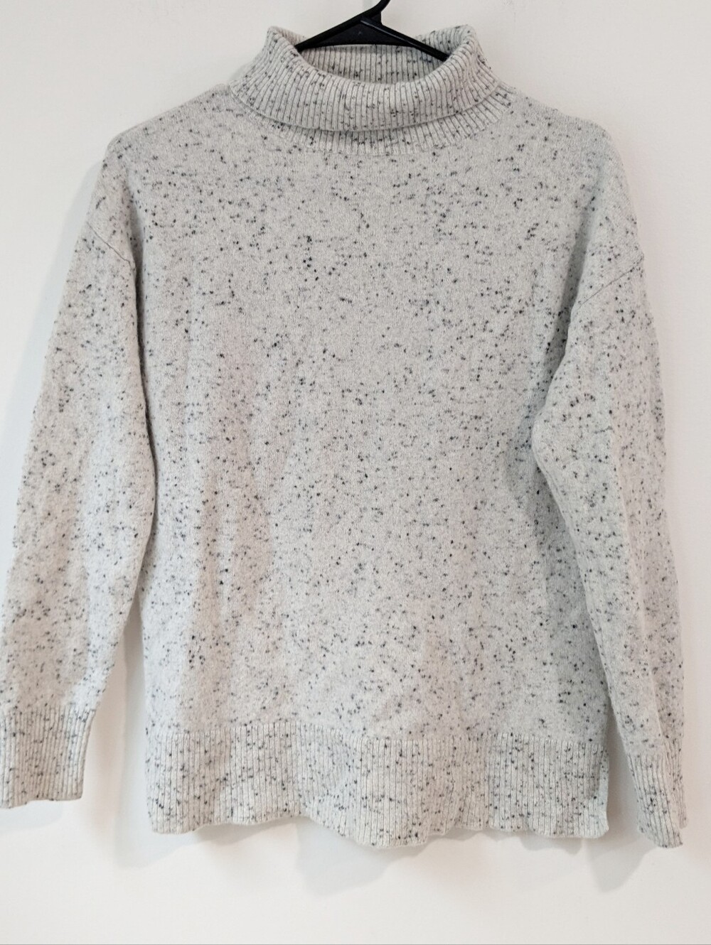Bella Dahl Speckled Cashmere Turtleneck Sweater